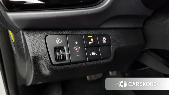 Kia Stonic 2018 Белый из Кореи, фото 5