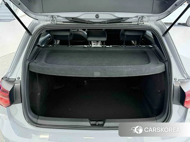 Volkswagen Golf 2022 Темно-серый из Китая, фото 5