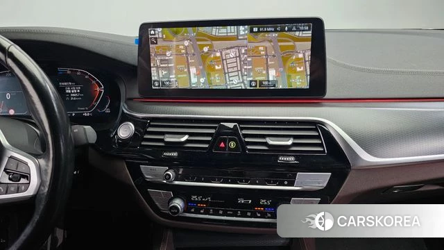 BMW 5 Series (G30) 2023 Серый из Кореи, фото 5