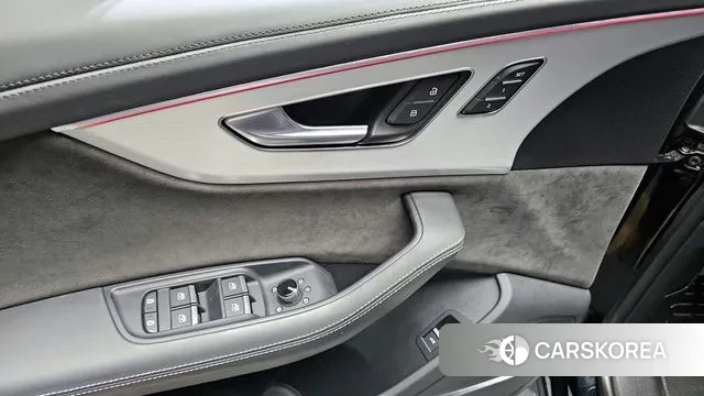 Audi Q8 (4M) 2021 Черный из Кореи, фото 5