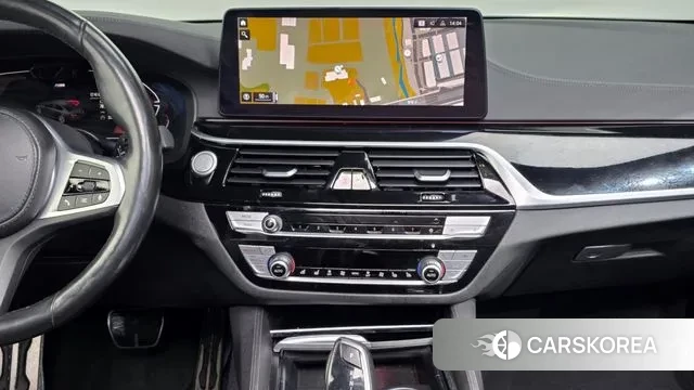 BMW 5 Series (G30) 2021 Синий из Кореи, фото 5