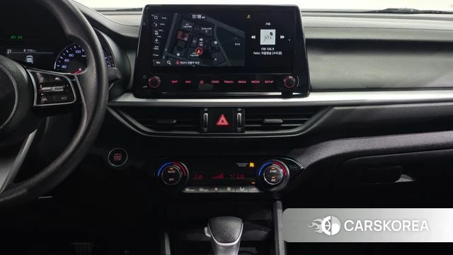 Kia The New K3 2nd generation 2022 Белый из Кореи, фото 5