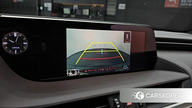 Lexus ES300h 7th generation 2019 Серый из Кореи, фото 5