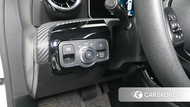 Mercedes-Benz A-Class W177 2019 Белый из Кореи, фото 5