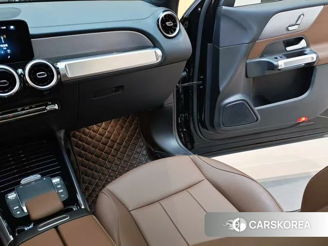 Mercedes-Benz GLB 2022 Черный из Китая, фото 5