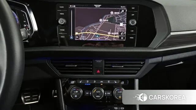 Volkswagen 7th Generation of Jetta 2023 Белый из Кореи, фото 5