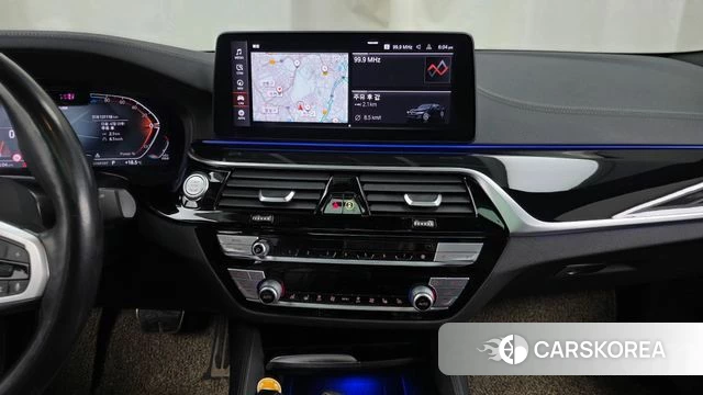 BMW 5 Series (G30) 2021 Черный из Кореи, фото 5