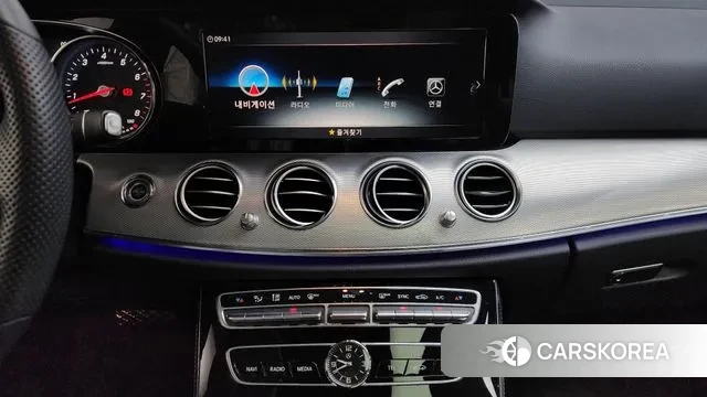 Mercedes-Benz E-Class W213 2018 Черный из Кореи, фото 5