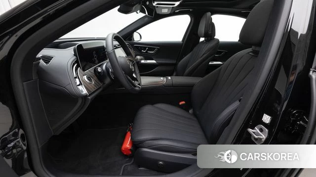 Mercedes-Benz E-Class W214 2025 Черный из Кореи, фото 5