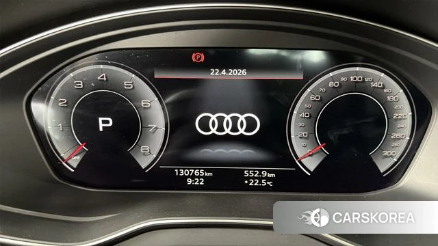 Audi Q5L Sportback 2022 Черный из Китая, фото 5