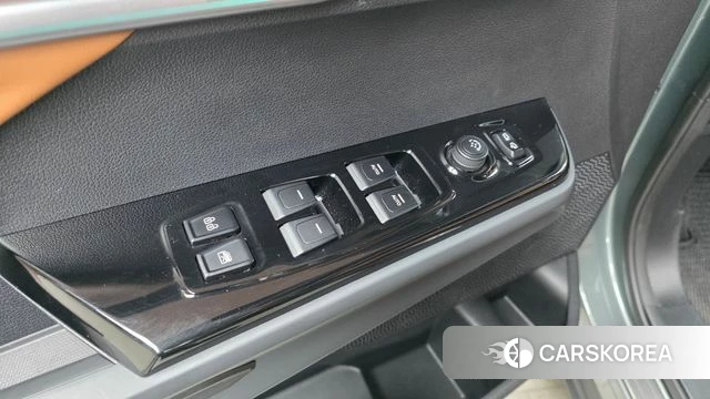 Ssangyong Torres EVX 2024 Зеленый из Кореи, фото 5