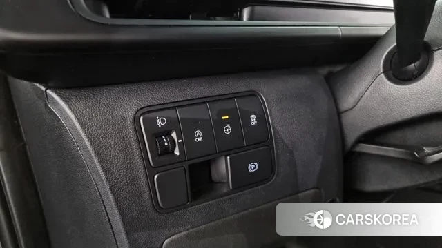 Hyundai Staria 2022 Серебряный из Кореи, фото 5