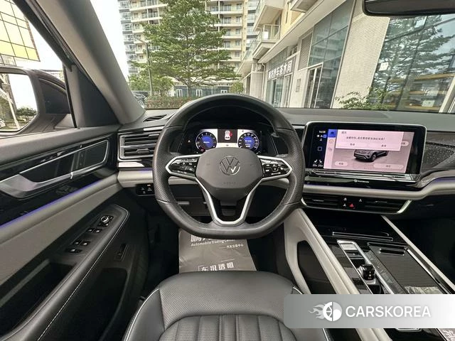 Volkswagen Tourang 2023 Черный из Китая, фото 5