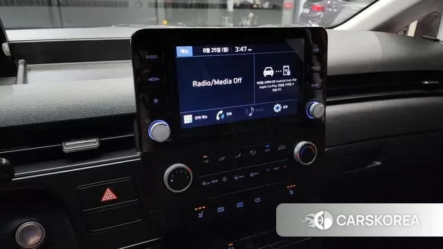 Hyundai Staria 2023 Желтый из Кореи, фото 5