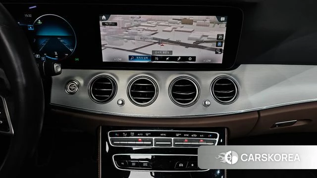 Mercedes-Benz E-Class W213 2020 Белый из Кореи, фото 5