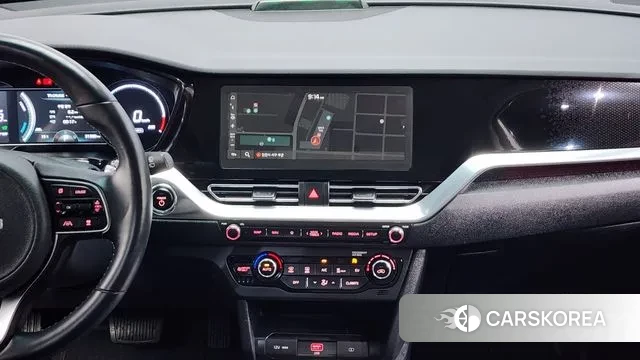 Kia Niro EV 2021 Серебряный из Кореи, фото 5