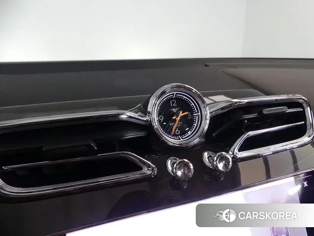 Bentley Bentayga 2021 Серебристо-серый из Кореи, фото 5