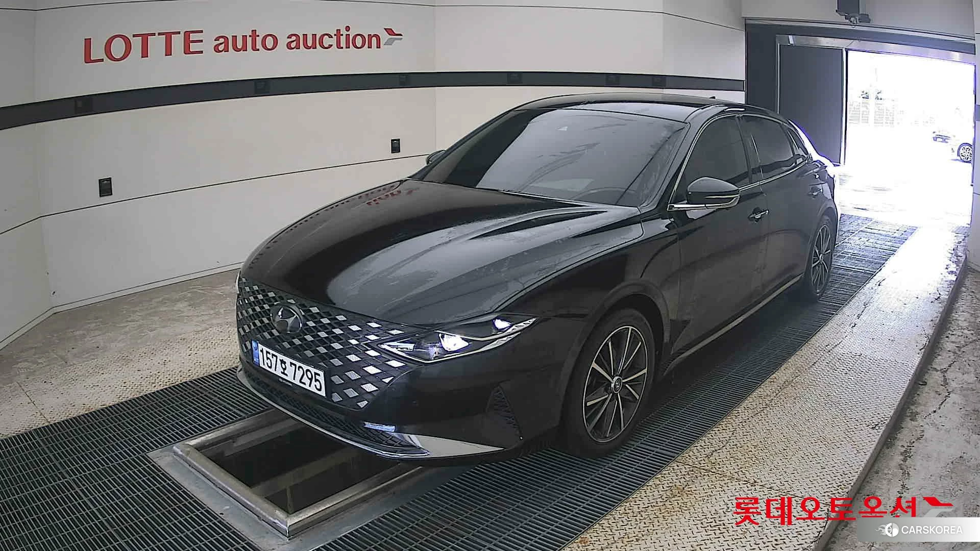 Hyundai Grandeur 2022 Черный из Кореи, фото 5