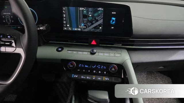 Hyundai The New Avante (CN7) 2024 Белый из Кореи, фото 5