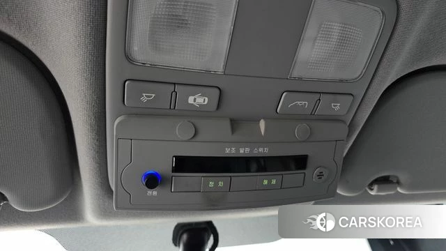 Hyundai The New Grand Starex 2018 Желтый из Кореи, фото 5