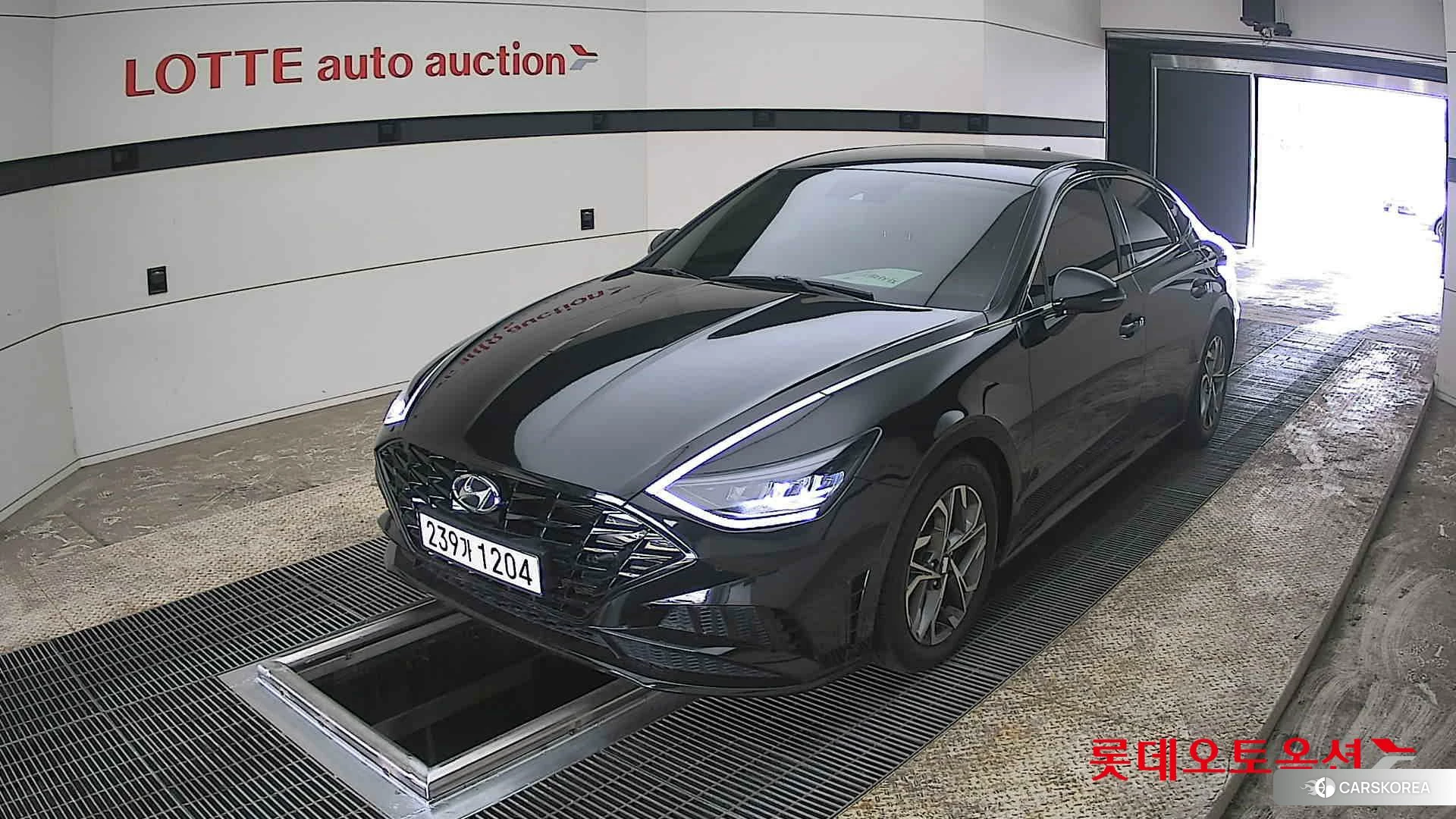 Hyundai Sonata 2022 Midnight Black Pearl из Кореи, фото 5