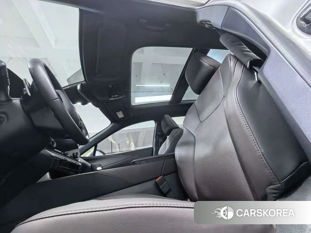 Lexus RX 2023 Серебристо-серый из Китая, фото 5
