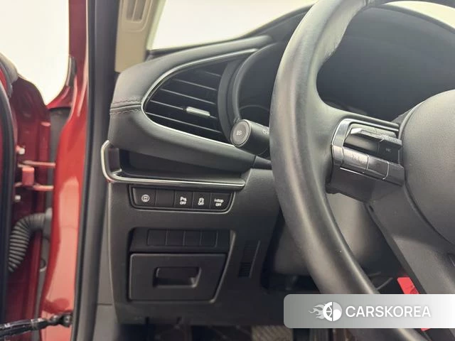 Mazda 3 Angkesaila 2023 Красный из Китая, фото 5