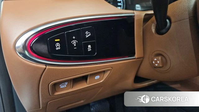 Genesis GV70 2023 Белый из Кореи, фото 5