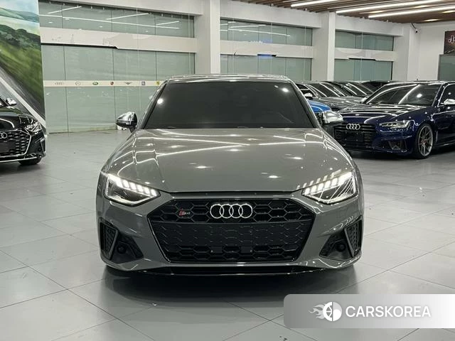 Audi S4 2022 Темно-серый из Китая, фото 5