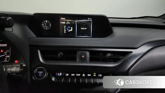 Lexus UX300e 2022 Серый из Кореи, фото 5