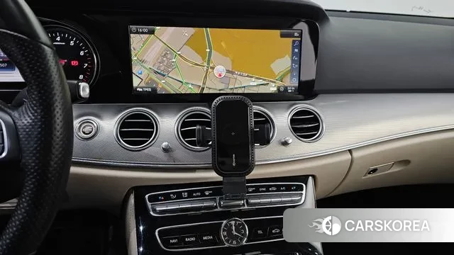 Mercedes-Benz E-Class W213 2018 Черный из Кореи, фото 5