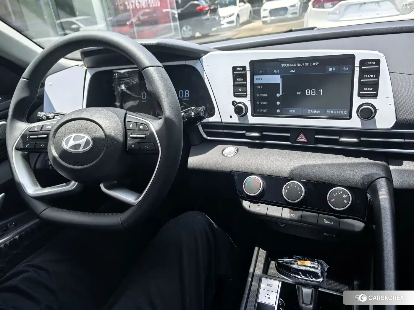 Hyundai Elantra 2026 Белый из Китая, фото 5
