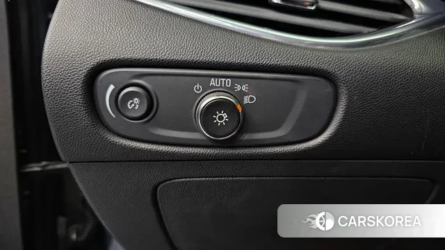 Chevrolet (GM Daewoo) The New Malibu 2019 Небесно-голубой из Кореи, фото 5