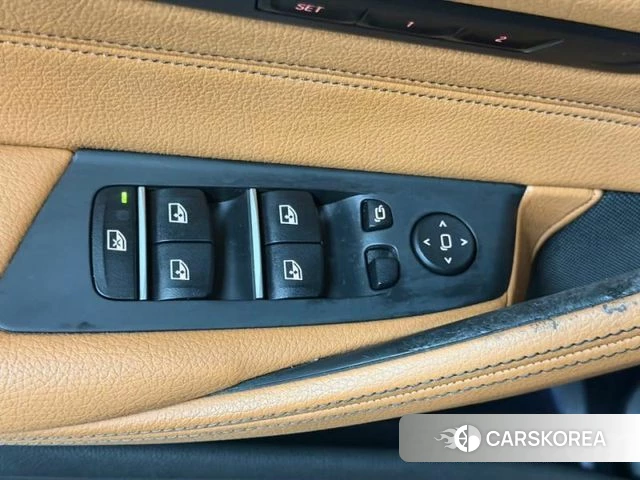 BMW 5 Series (G30) 2018 Черный из Кореи, фото 5