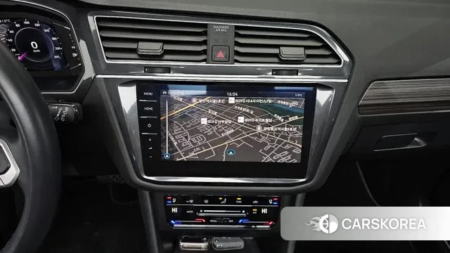 Volkswagen Tiguan Allspace 2024 Белый из Кореи, фото 5