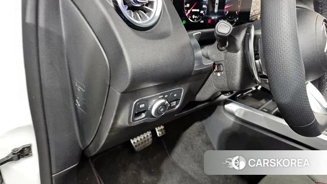 Mercedes-Benz GLB-Class X247 2025 Белый из Кореи, фото 5