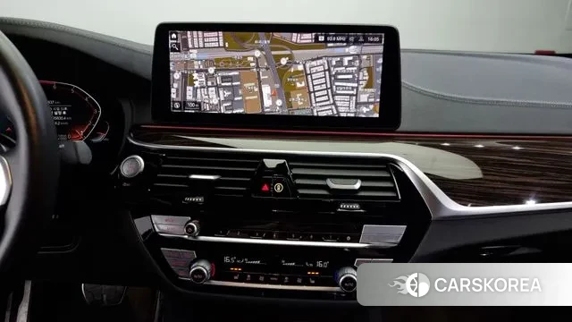 BMW 5 Series (G30) id 3003151 из Кореи 5