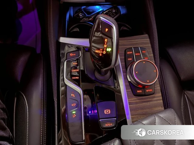 BMW 6 Series GT (G32) 2018 Белый из Кореи, фото 5