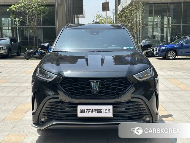 Toyota Crown Lufang 2023 Черный из Китая, фото 5