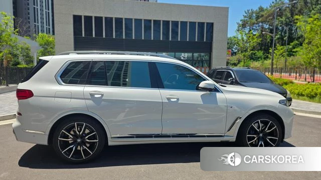 BMW X7 (G07) 2022 Белый из Кореи, фото 5