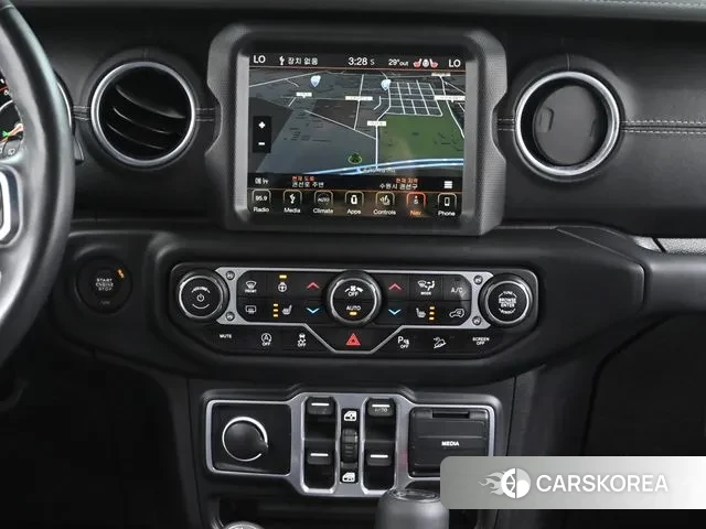 Jeep Wrangler (JL) 2018 Черный из Кореи, фото 5