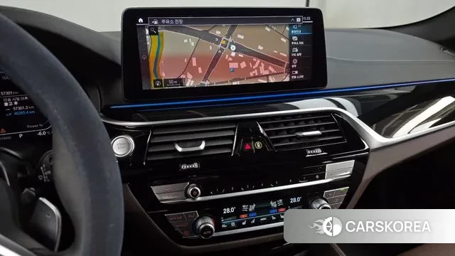 BMW 5 Series (G30) 2022 Черный из Кореи, фото 5