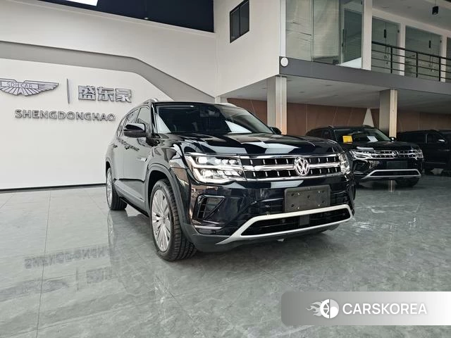 Volkswagen Tourang 2022 Черный из Китая, фото 5