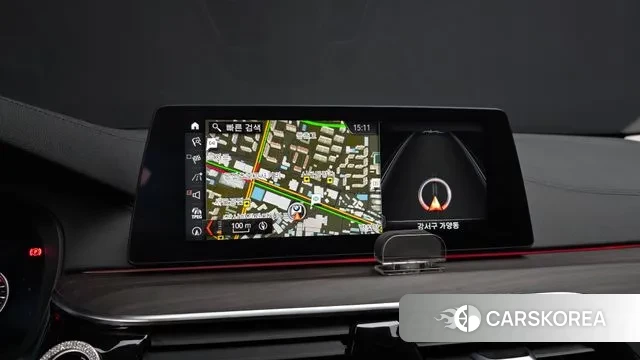 BMW 5 Series (G30) 2018 Белый из Кореи, фото 5