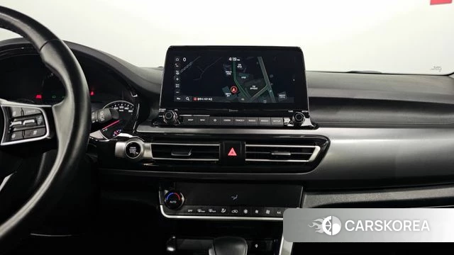 Kia Seltos 2022 Белый из Кореи, фото 5