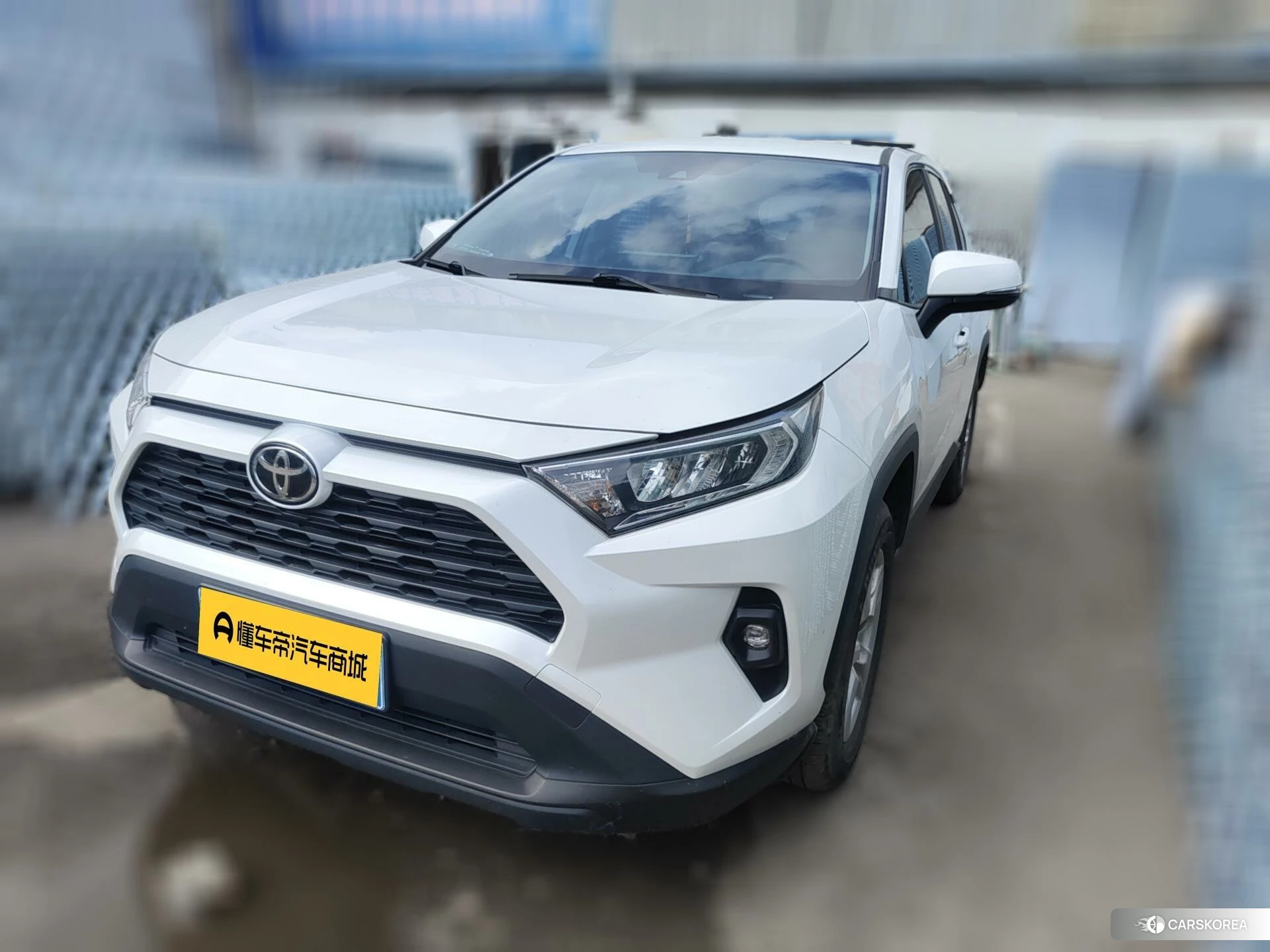 Toyota RAV4 Rongfang 2023 Белый из Китая, фото 5