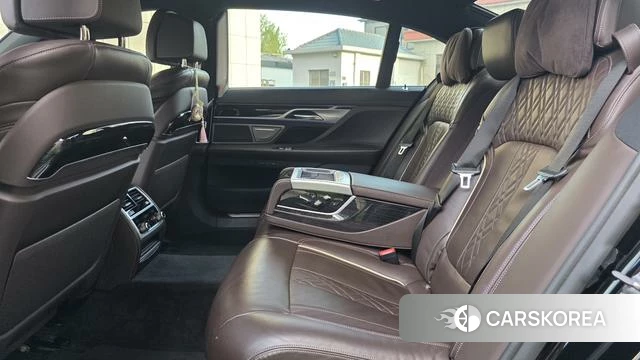BMW 7 series 2020 Черный из Китая, фото 5