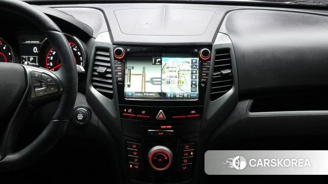 Ssangyong Tivoli Armor 2018 Белый из Кореи, фото 5