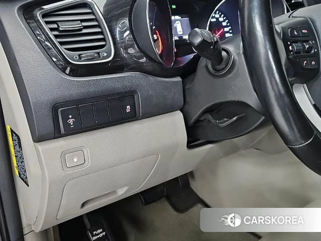 Kia The New Carnival 2018 Серый из Кореи, фото 5