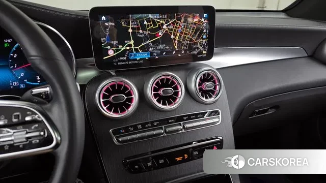 Mercedes-Benz GLC-Class X253 2023 Белый из Кореи, фото 5